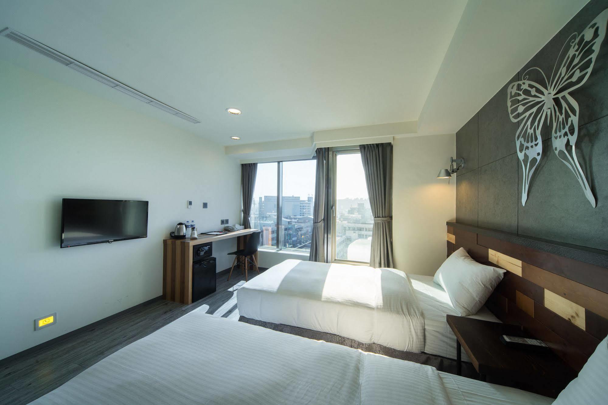 Xinshe Hotel - Hsinchu Екстер'єр фото